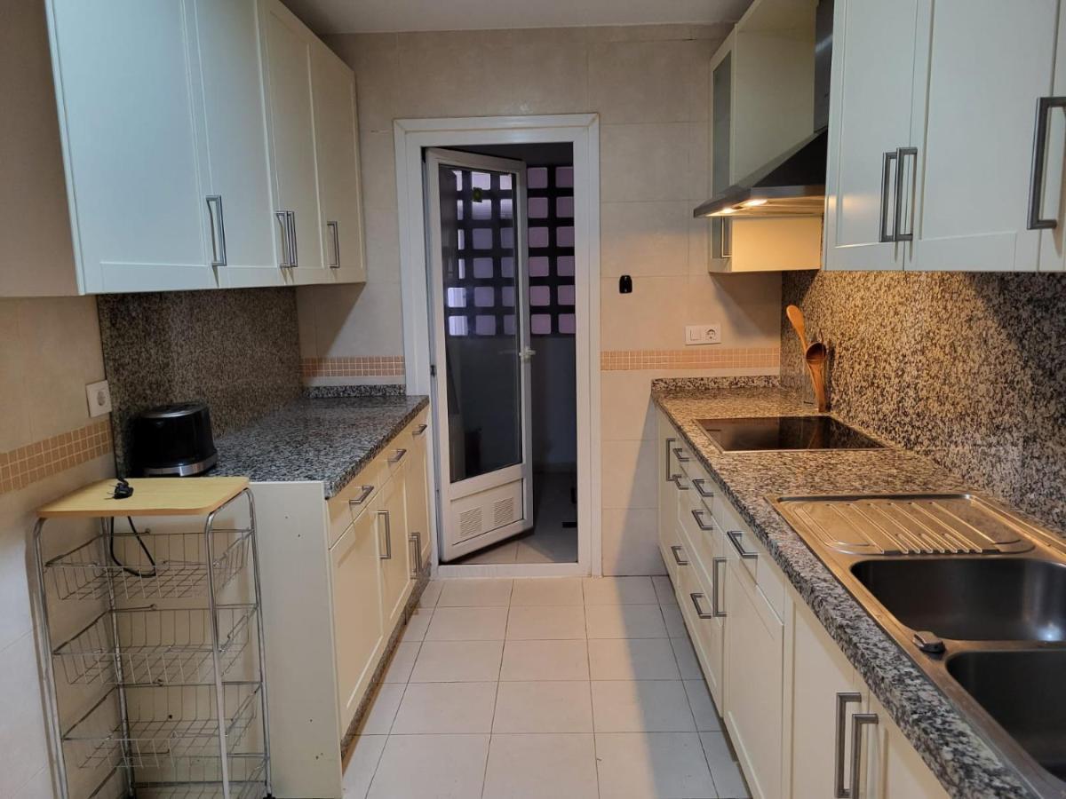 Apartamento Con Jardin La Línea de la Concepción 외부 사진